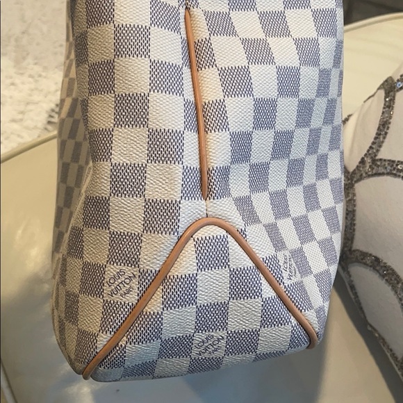 LV delightful - Picture 10 of 13